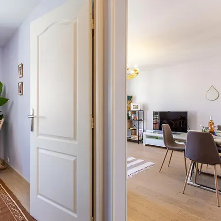 Providence - Elegant F3, Vue Incroyable, Balcon,ascenseur, Wifi