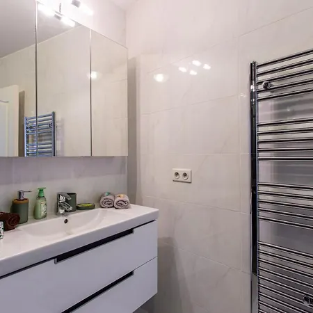 Providence - Elegant F3, Vue Incroyable, Balcon,ascenseur, Wifi Apartment Nice