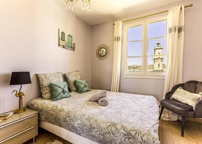 Providence - Elegant F3, Vue Incroyable, Balcon,ascenseur, Wifi Appartement *