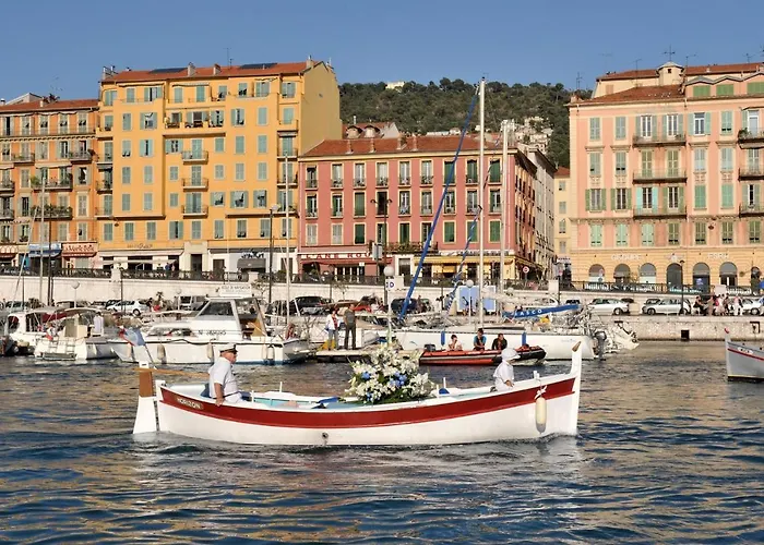 Providence - Elegant F3, Vue Incroyable, Balcon,ascenseur, Wifi *