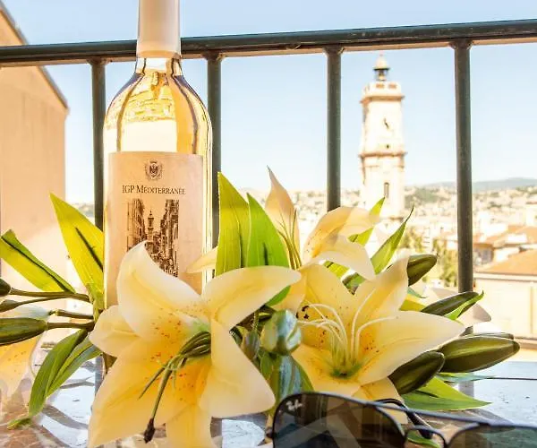 Appartement Providence - Elegant F3, Vue Incroyable, Balcon,ascenseur, Wifi Nice