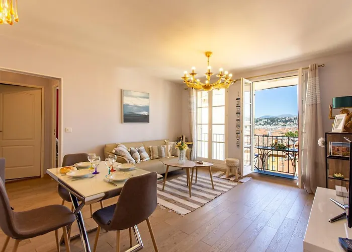 Providence - Elegant F3, Vue Incroyable, Balcon,ascenseur, Wifi Nice