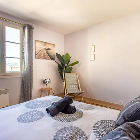 Providence - Elegant F3, Vue Incroyable, Balcon,ascenseur, Wifi *